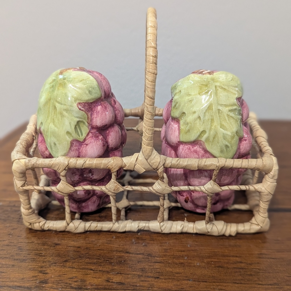 Grape Shaped Salt and Pepper Shakers in a Wire Basket